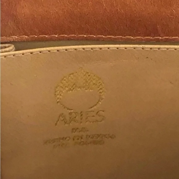 Vintage ARIES MEXICO Tan fine Leather Piel Bovino Bag boho chic classic crossbdy - Picture 12 of 16